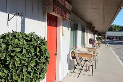 Vintage Block Inn & Suites Okoboji Zewnętrze zdjęcie
