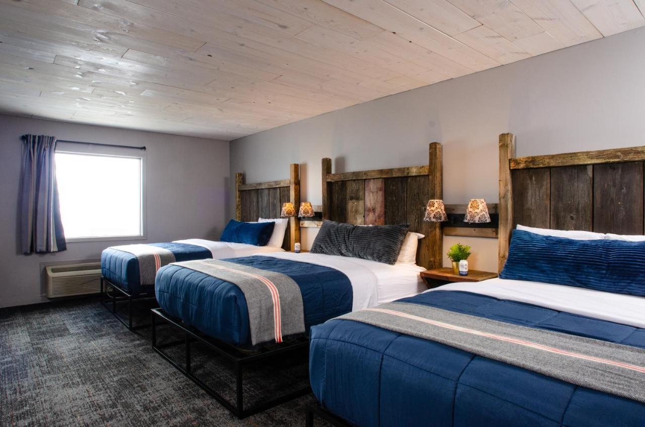 Vintage Block Inn & Suites Okoboji Zewnętrze zdjęcie
